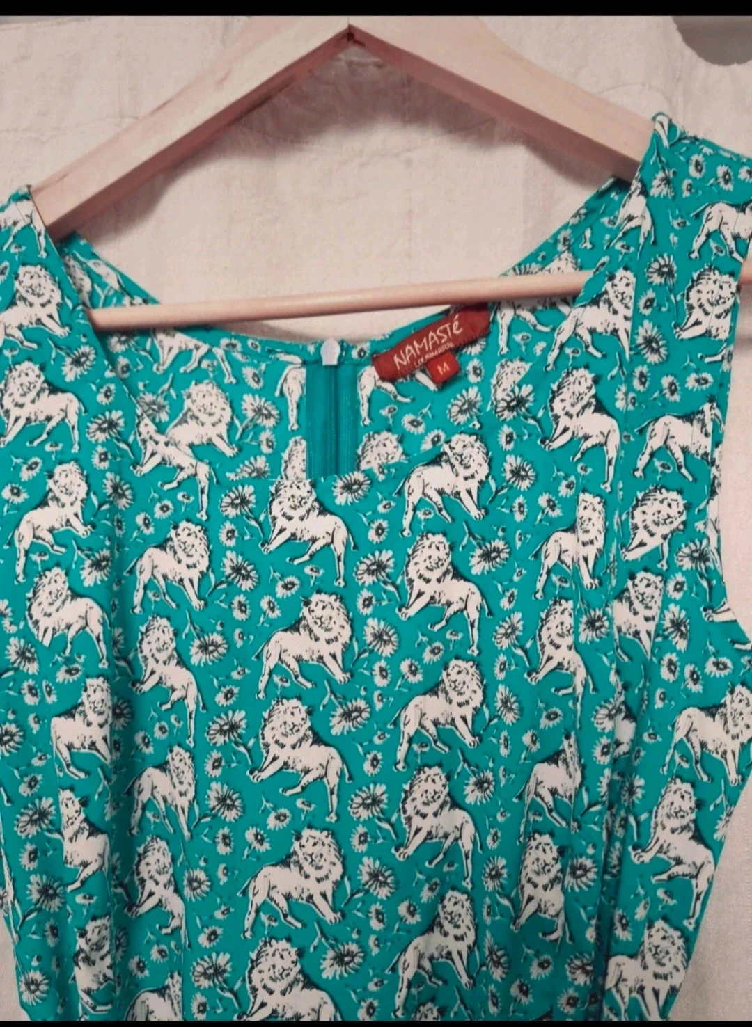 Vestido fluido verde com padrões de animais 38 – photo 5